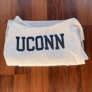 UConn Hoodie/pullover